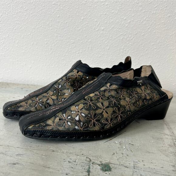 PIKOLINOS Black and Gold Floral Mules - Picture 3 of 14